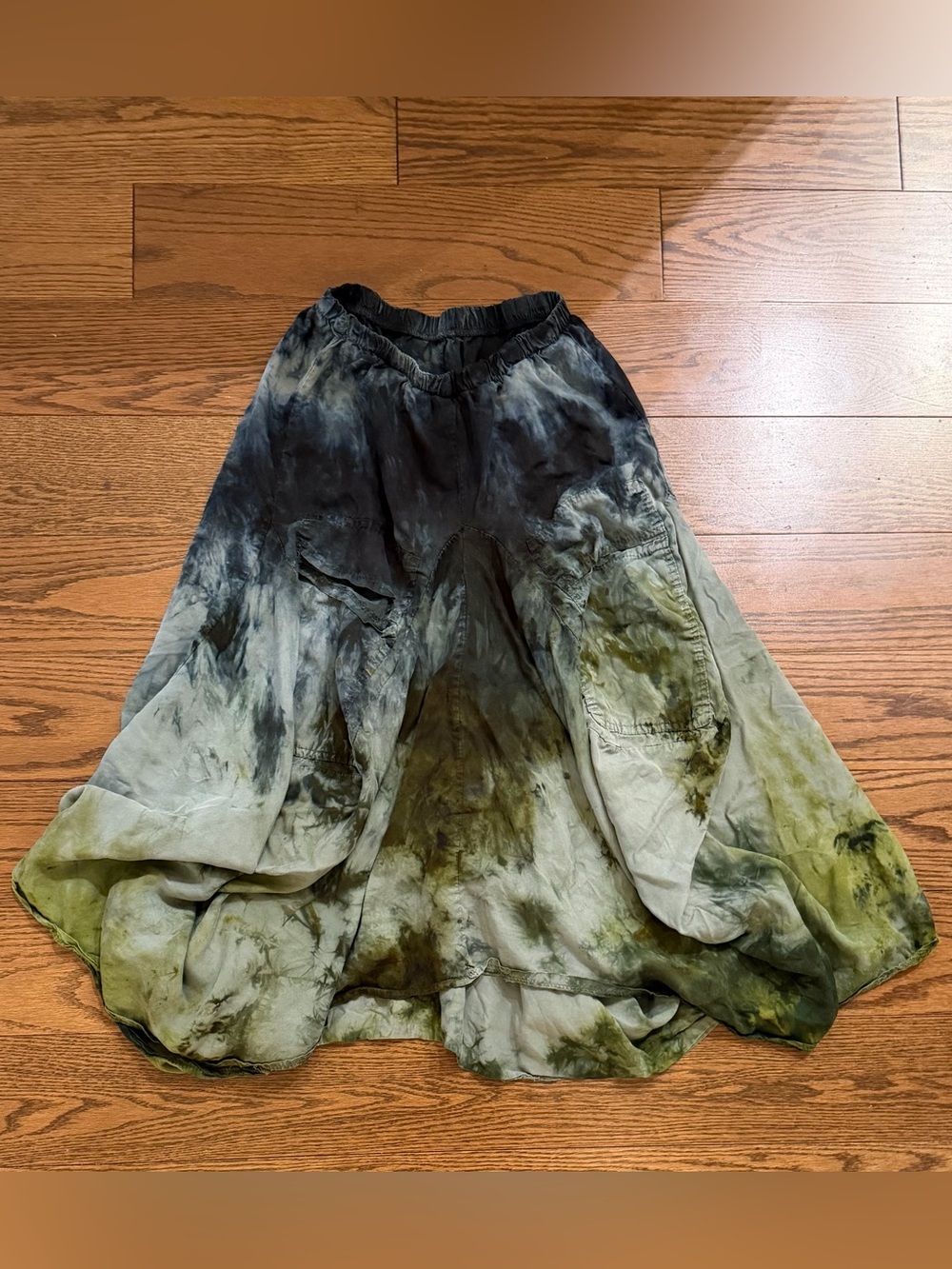 Tempo Paris Black & Olive Tie-Dye Draped Skirt